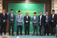 YJ2A3634-Large