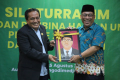 YJ2A3655-Large