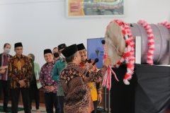 UM_J0253