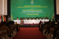 YJ2A1581-Large