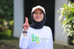 UM_J1039-Large