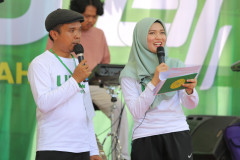 UM_J1217-Large