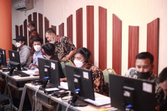 Property-Of-ILKOM-FISIP-UMJ-1946
