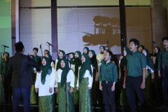 YJ2A3395-Large