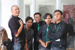 YJ2A0913-Large