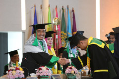 YJ2A0011-Large