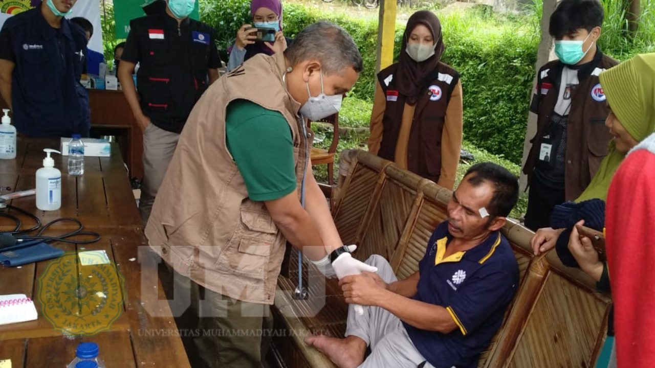 Tim Bantuan Medis FKK UMJ