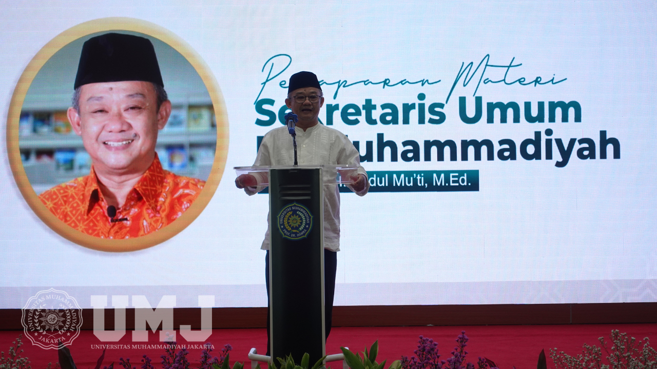 Prof. Abdul Mu'ti, M,Ed., Saat menyampaikan materi di Aula K.H Ahmad Dahlan FKIP UHAMKA, Jum'at (31/03/2023)