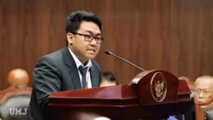 Prof. Ibnu Sina Chandranegara, MH UMJ