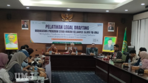 Pelatihan Legal Drafting FAI UMJ